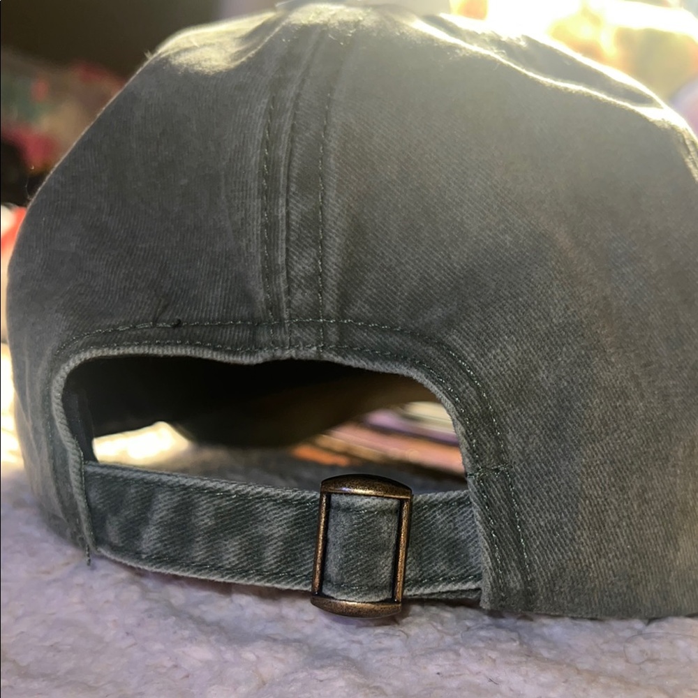 Horse 🐎 Enthusiasts Hat w/White Embroidery & Rhinestones✨on horseshoes🤩 {NWT} - Picture 9 of 14